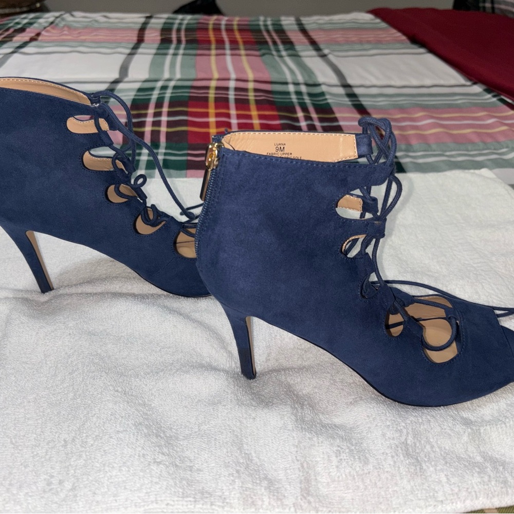 Thalia Sodi Luana blue high heel women’s shoes
